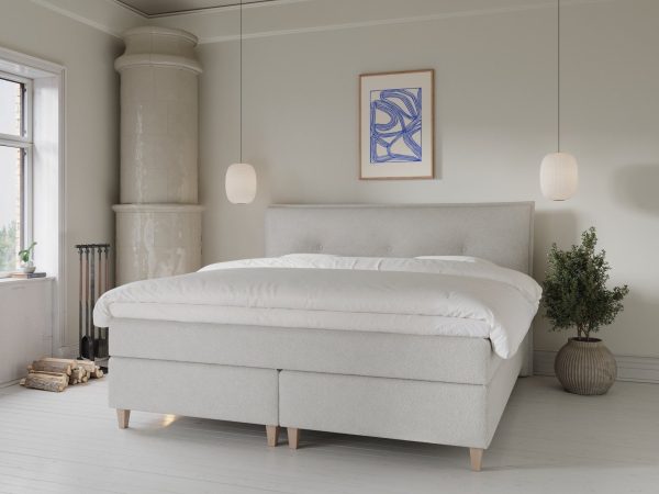 Snefrid Fjäll | 200x200 | Bouclé cream