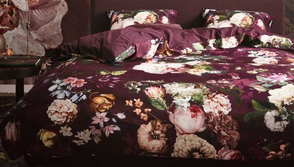 Essenza Sengetøj Fleur Burgundy - 140 x 220 + 60 x 63