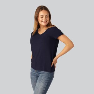 Bambus t-shirt v-hals ribbet i navy til damer - Bambuni