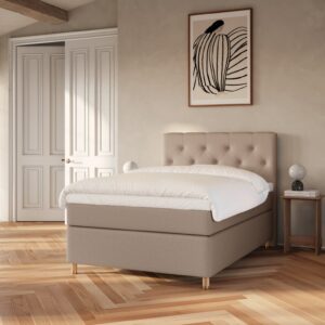 Nora Nordlys | 140x200 | Brun