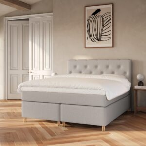 Nora Nordlys | 180x210 | Lys grå