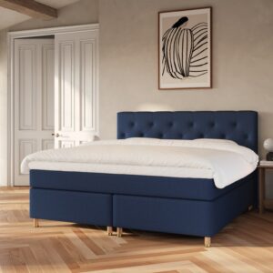 Nora Nordlys | 200x200 | Dyb blå