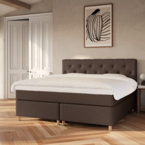 Nora Nordlys | 220x220 | Mørk brun