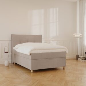 Alva Fjäll Grande | 140x200 | Bouclé latte