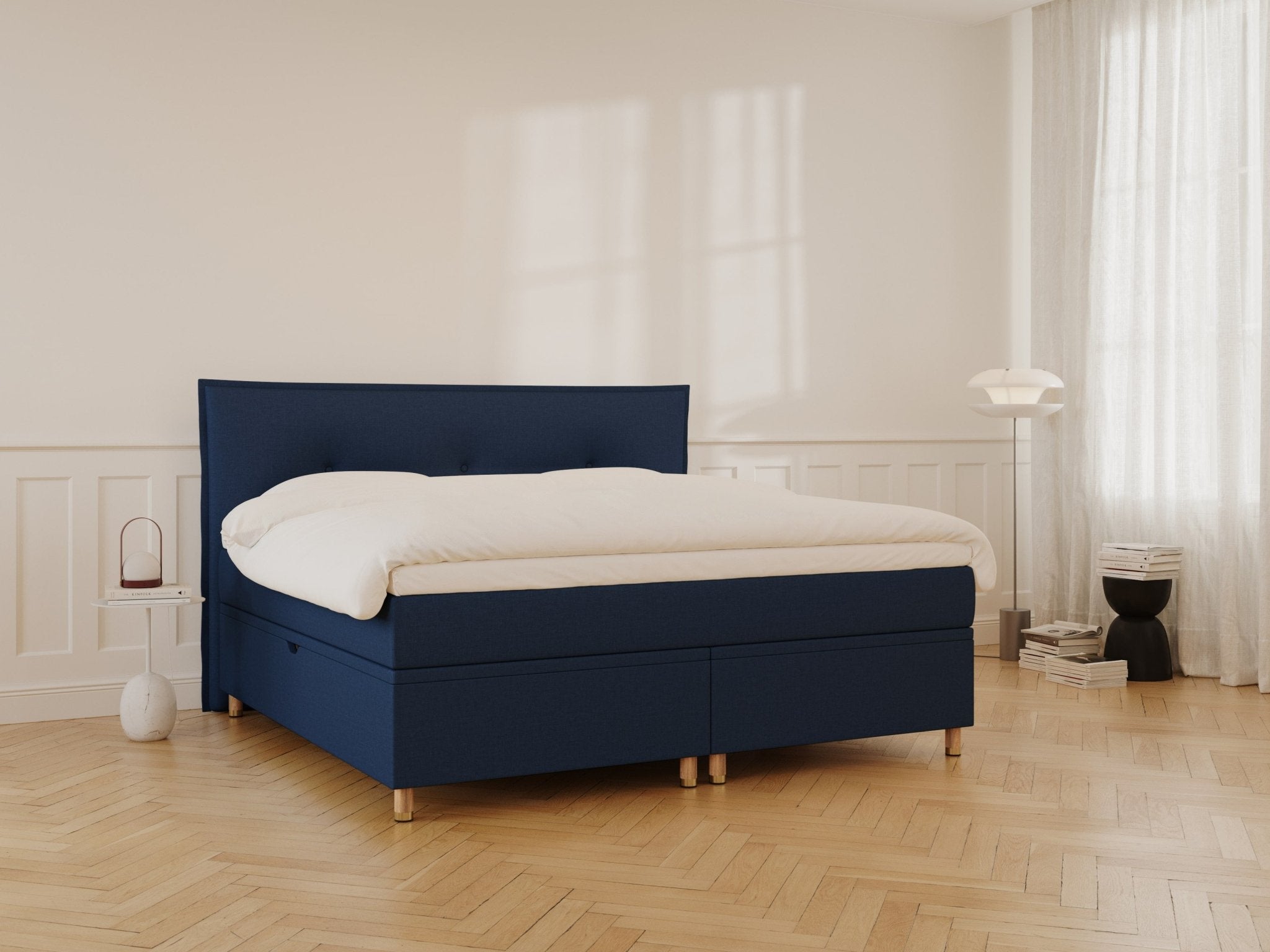 Alva Fjäll Grande | 200x200 | Dyb blå