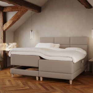 Aura Fjäll | 210x210 | Brun