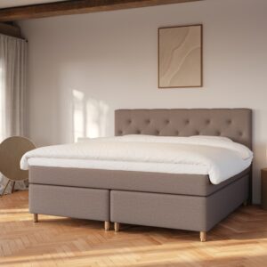 Nora Fjäll | 220x220 | Mocha