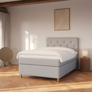 Nora Fjäll | 140x200 | Lys grå