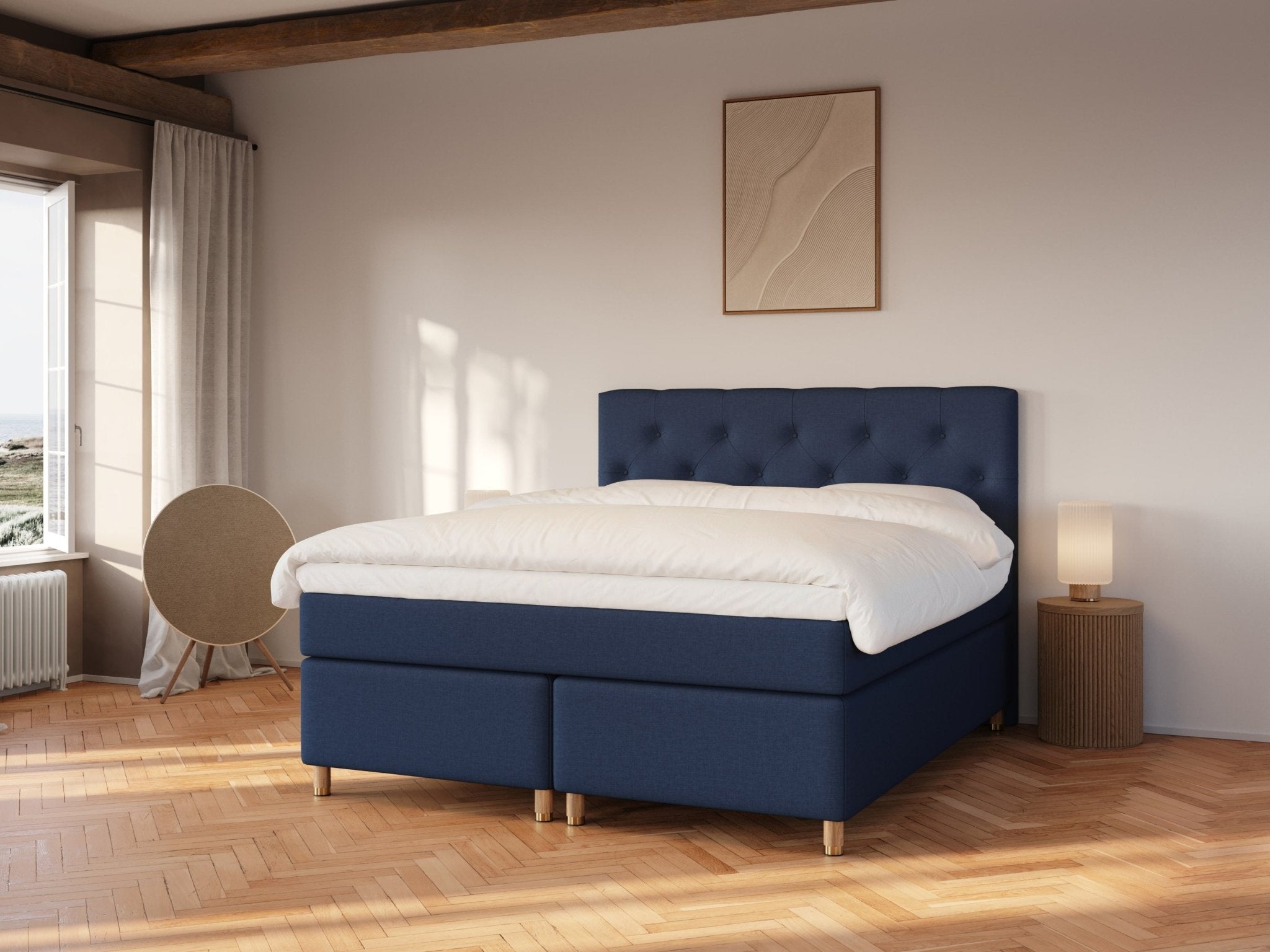 Nora Fjäll | 180x200 | Dyb blå