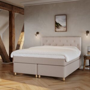 Nora Fjord | 160x210 | Macchiato