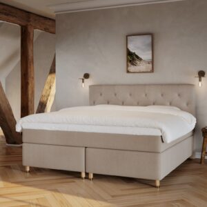 Nora Fjord | 220x220 | Bouclé latte