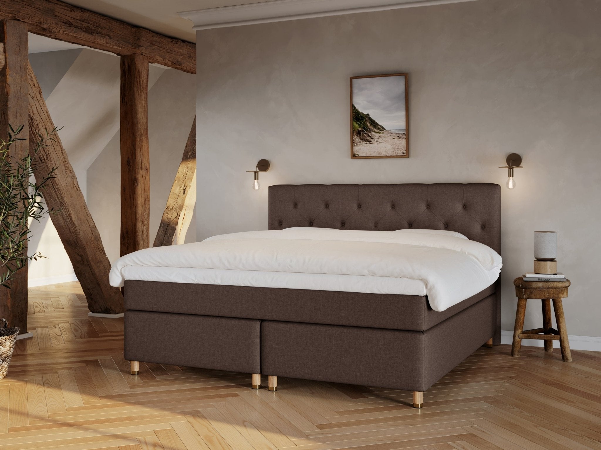 Nora Fjord | 220x220 | Mørk brun