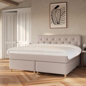 Nora Nordlys | 220x220 | Macchiato