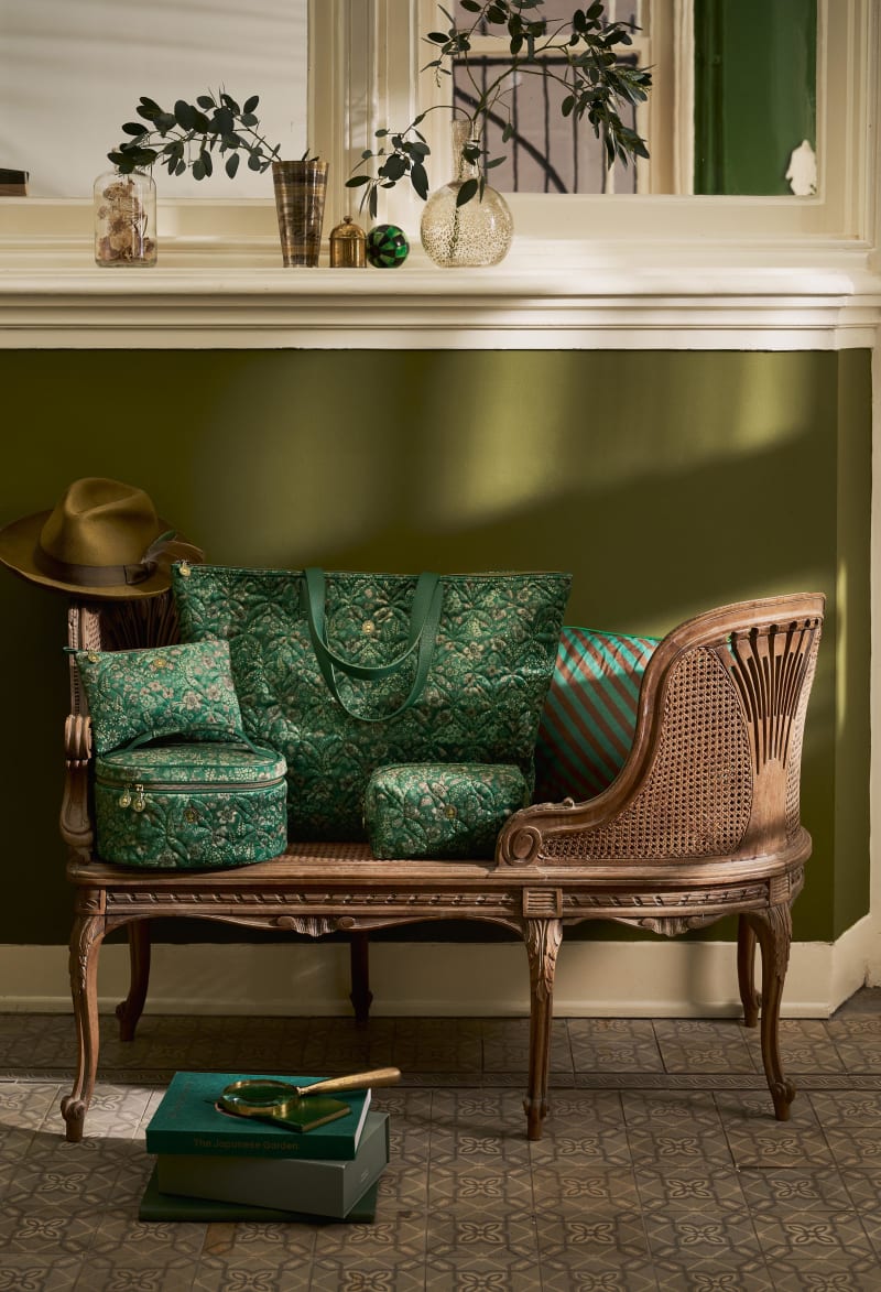 Coco Cosmetic Bag Medium Quilted Daisy Dreams Green 21.5x10x10.5cm