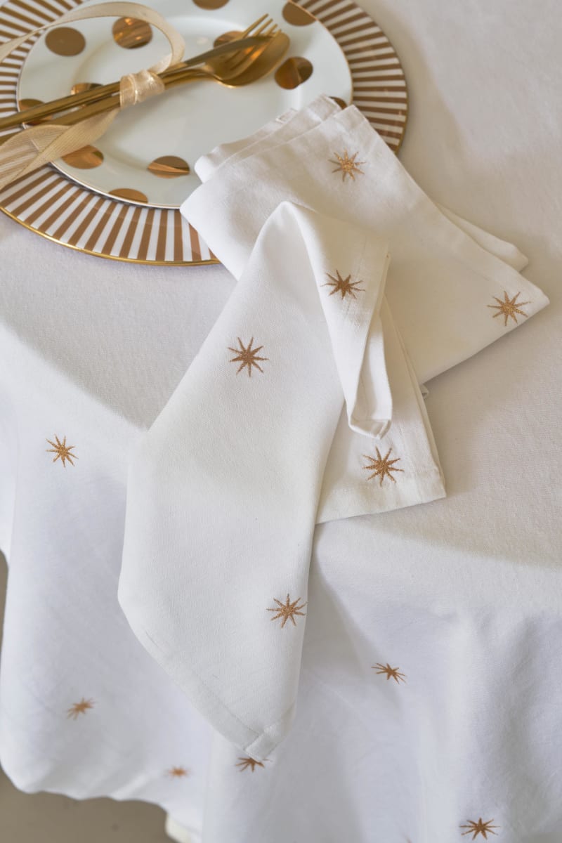 Table Cloth Embroidery Stars Gold 180x300cm