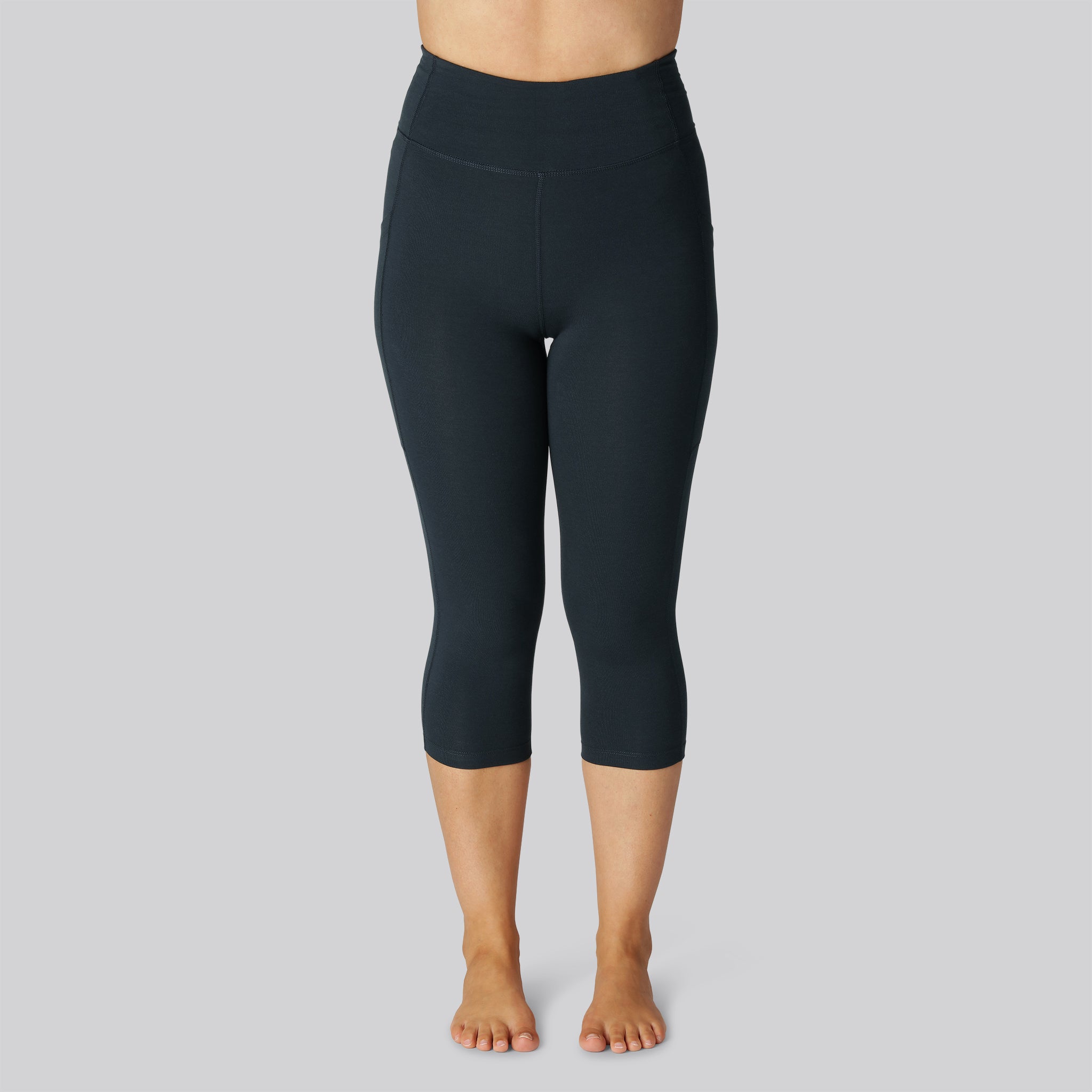 Bambus fitness 3/4 tights i navy til damer - Bambuni