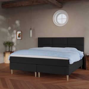 Svanhild | 210x210 | Antracit