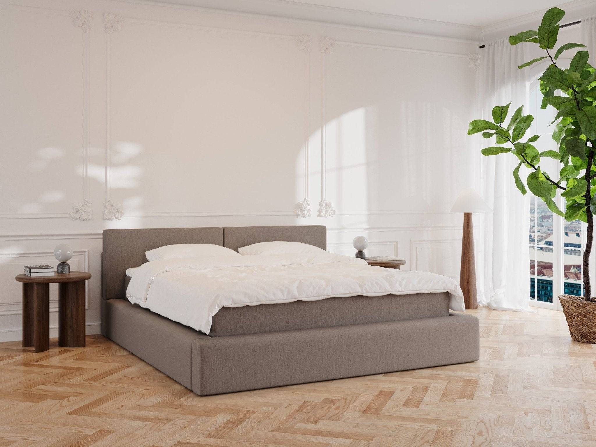 Mira | 200x200 | Mocha