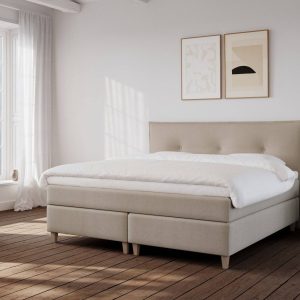 Snefrid | 210x210 | Bouclé latte